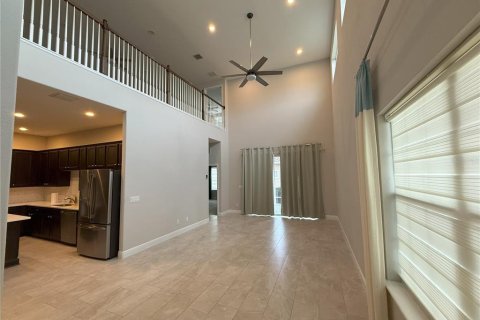 Adosado en venta en Wesley Chapel, Florida, 4 dormitorios, 235.41 m2 № 1906212 - foto 8