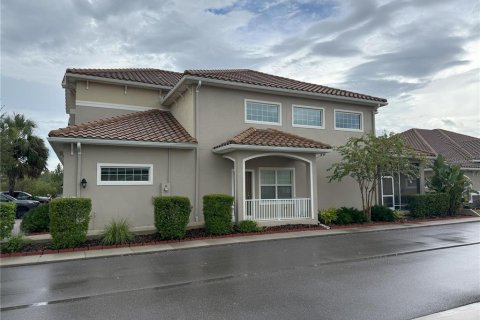Adosado en venta en Wesley Chapel, Florida, 4 dormitorios, 235.41 m2 № 1906212 - foto 4