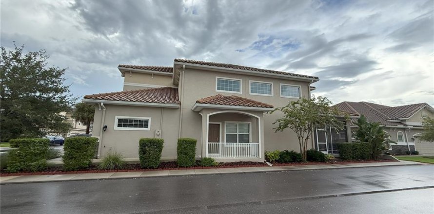 Adosado en Wesley Chapel, Florida 4 dormitorios, 235.41 m2 № 1906212