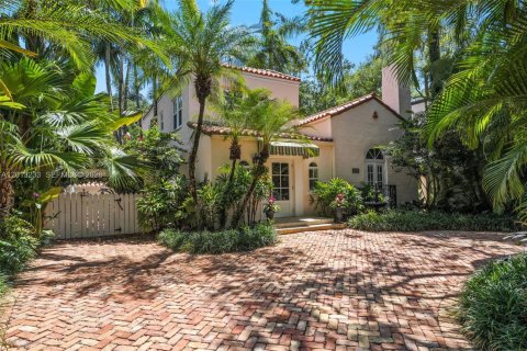 Villa ou maison à vendre à Miami, Floride: 4 chambres, 220.92 m2 № 2076190 - photo 23