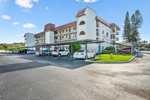 Condo in Melbourne, Florida, 2 bedrooms  № 1795768 - photo 18