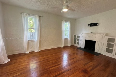 Casa en alquiler en Fort Lauderdale, Florida, 2 dormitorios, 149.2 m2 № 1925456 - foto 1