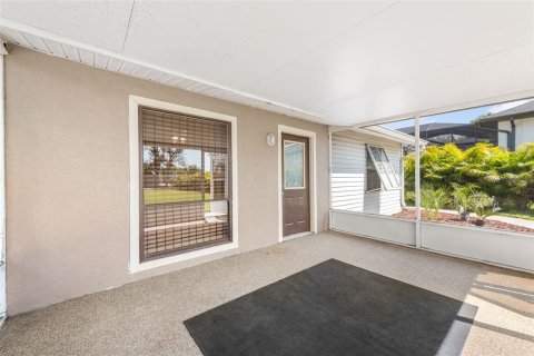 House in Venice, Florida 2 bedrooms, 127 sq.m. № 1855492 - photo 3