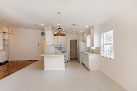 Villa ou maison à vendre à Hobe Sound, Floride: 2 chambres, 144 m2 № 1963696 - photo 12