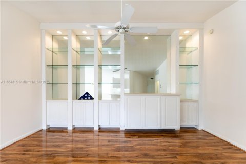 Villa ou maison à vendre à Hobe Sound, Floride: 2 chambres, 144 m2 № 1963696 - photo 2