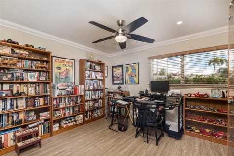 Casa en venta en Miami, Florida, 3 dormitorios, 174.38 m2 № 2000075 - foto 16