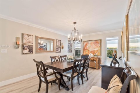 Casa en venta en Miami, Florida, 3 dormitorios, 174.38 m2 № 2000075 - foto 9