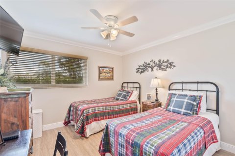 Casa en venta en Miami, Florida, 3 dormitorios, 174.38 m2 № 2000075 - foto 14