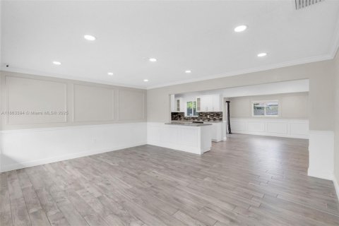 Casa en venta en Miramar, Florida, 3 dormitorios, 129.51 m2 № 1889837 - foto 5