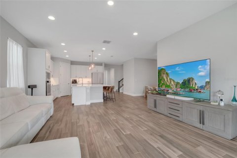 Casa en venta en Orlando, Florida, 4 dormitorios, 251.95 m2 № 1876561 - foto 29