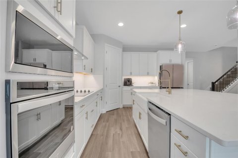 Casa en venta en Orlando, Florida, 4 dormitorios, 251.95 m2 № 1876561 - foto 16