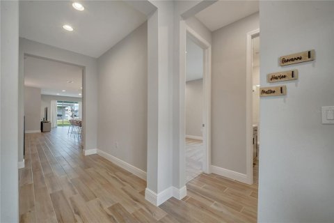 Casa en venta en Orlando, Florida, 4 dormitorios, 251.95 m2 № 1876561 - foto 12