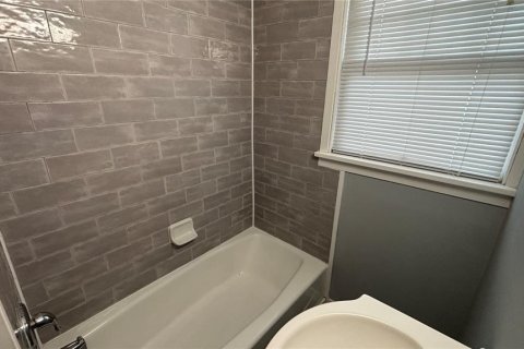 Снять в аренду кондоминиум в Тампа, Флорида 1 комната, 89.74м2, № 1627021 - фото 10