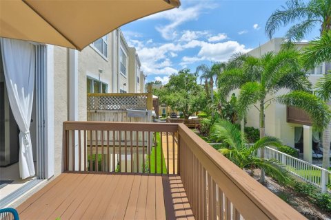 Townhouse in Tampa, Florida 3 bedrooms, 171.31 sq.m. № 1829217 - photo 25