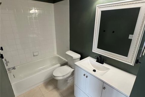 Townhouse in Tampa, Florida 3 bedrooms, 171.31 sq.m. № 1829217 - photo 28