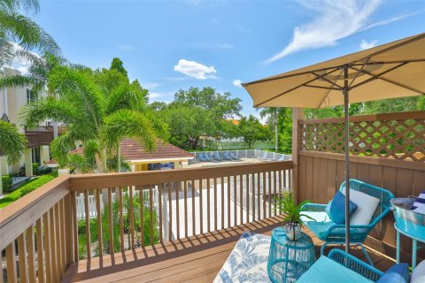 Townhouse in Tampa, Florida 3 bedrooms, 171.31 sq.m. № 1829217 - photo 24