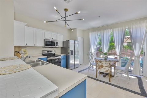 Townhouse in Tampa, Florida 3 bedrooms, 171.31 sq.m. № 1829217 - photo 21