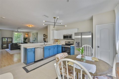 Townhouse in Tampa, Florida 3 bedrooms, 171.31 sq.m. № 1829217 - photo 19
