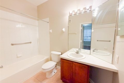 Copropriété à louer à Orlando, Floride: 2 chambres, 97.55 m2 № 2408041 - photo 14
