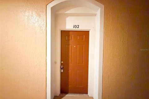 Copropriété à louer à Orlando, Floride: 2 chambres, 97.55 m2 № 2408041 - photo 2