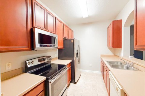 Copropriété à louer à Orlando, Floride: 2 chambres, 97.55 m2 № 2408041 - photo 4