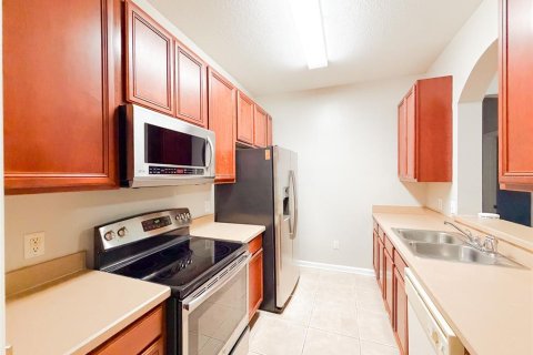 Copropriété à louer à Orlando, Floride: 2 chambres, 97.55 m2 № 2408041 - photo 5
