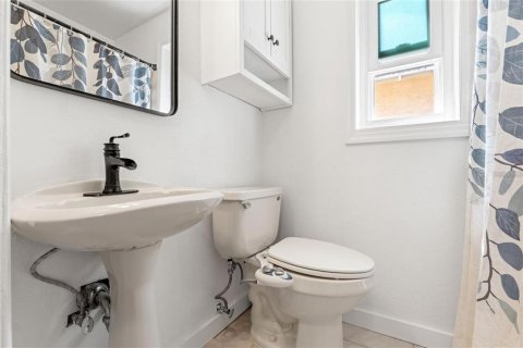 Casa en venta en Tarpon Springs, Florida, 3 dormitorios, 138.89 m2 № 1654062 - foto 13
