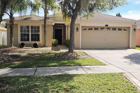 Villa ou maison à Wesley Chapel, Floride 3 chambres, 141.95 m2 № 2388166