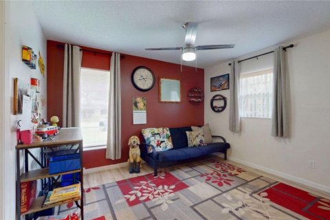 House in DeLand, Florida 3 bedrooms, 130.16 sq.m. № 2230415 - photo 26