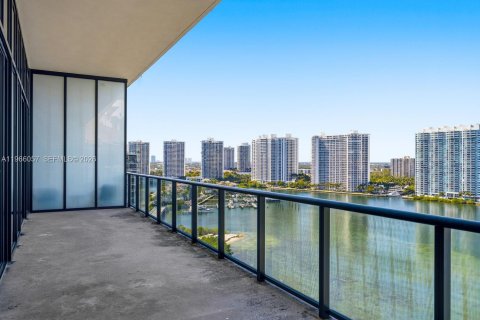 Condominio en venta en Aventura, Florida, 5 dormitorios, 410.35 m2 № 2027572 - foto 13