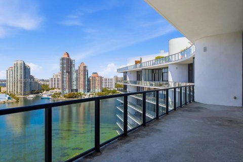 Condominio en venta en Aventura, Florida, 5 dormitorios, 410.35 m2 № 2027572 - foto 14