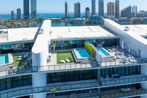 Condominio en venta en Aventura, Florida, 5 dormitorios, 410.35 m2 № 2027572 - foto 6