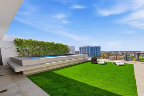 Condominio en venta en Aventura, Florida, 5 dormitorios, 410.35 m2 № 2027572 - foto 20