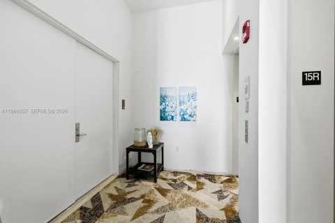 Condominio en venta en Aventura, Florida, 5 dormitorios, 410.35 m2 № 2027572 - foto 25