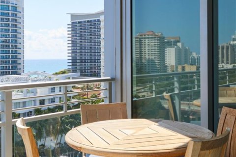 Condo in Miami Beach, Florida, 3 bedrooms  № 2072974 - photo 18