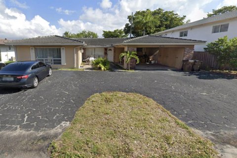Immobilier commercial à Deerfield Beach, Floride 256.78 m2 № 2243671