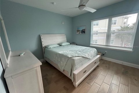Снять в аренду кондоминиум в Брейдентон, Флорида 6 комнат, 172.52м2, № 1916817 - фото 19