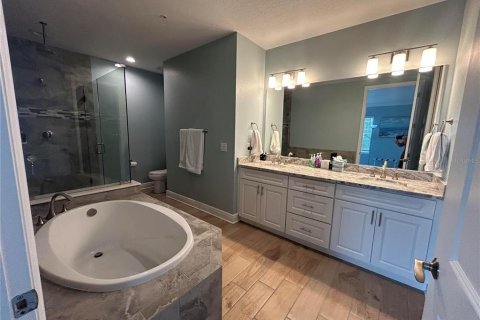 Condo in Bradenton, Florida, 3 bedrooms  № 1916817 - photo 16