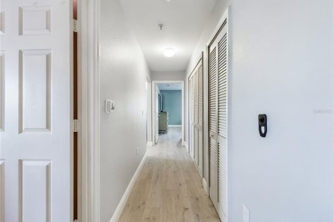 Copropriété à louer à Sarasota, Floride: 2 chambres, 122.72 m2 № 1839991 - photo 29