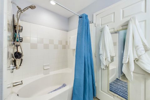 Copropriété à louer à Sarasota, Floride: 2 chambres, 122.72 m2 № 1839991 - photo 19