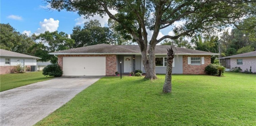 Casa en Inverness, Florida 3 dormitorios, 155.24 m2 № 2423894