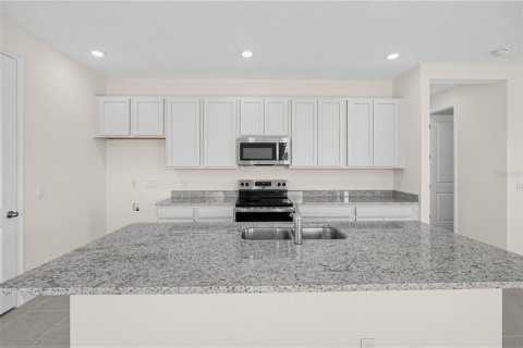 Villa ou maison à vendre à Kissimmee, Floride: 3 chambres, 206.8 m2 № 2419934 - photo 8