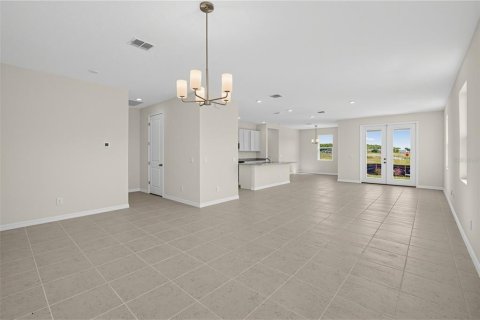 Villa ou maison à vendre à Kissimmee, Floride: 3 chambres, 206.8 m2 № 2419934 - photo 4