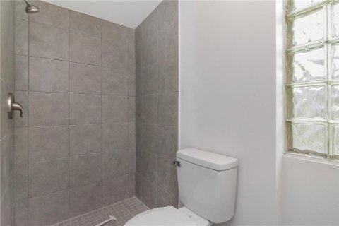 Villa ou maison à vendre à Tampa, Floride: 3 chambres, 137.12 m2 № 2208853 - photo 18
