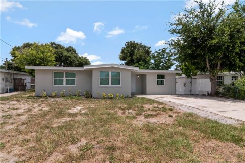 Villa ou maison à vendre à Tampa, Floride: 3 chambres, 137.12 m2 № 2208853 - photo 28