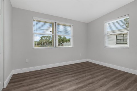 Villa ou maison à vendre à Tampa, Floride: 3 chambres, 137.12 m2 № 2208853 - photo 13