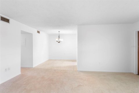 Copropriété à vendre à Winter Park, Floride: 2 chambres, 79.06 m2 № 1856448 - photo 15