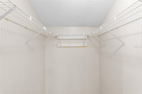 Villa ou maison à vendre à Tampa, Floride: 4 chambres, 213.49 m2 № 2199130 - photo 26