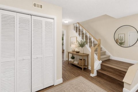 Villa ou maison à vendre à Tampa, Floride: 4 chambres, 213.49 m2 № 2199130 - photo 4