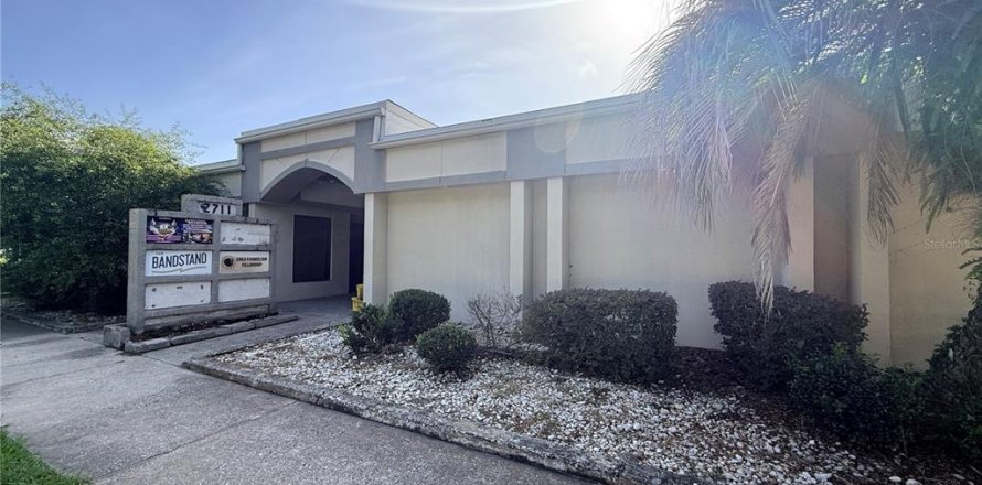 Immobilier commercial à Gainesville, Floride 80.27 m2 № 2430866